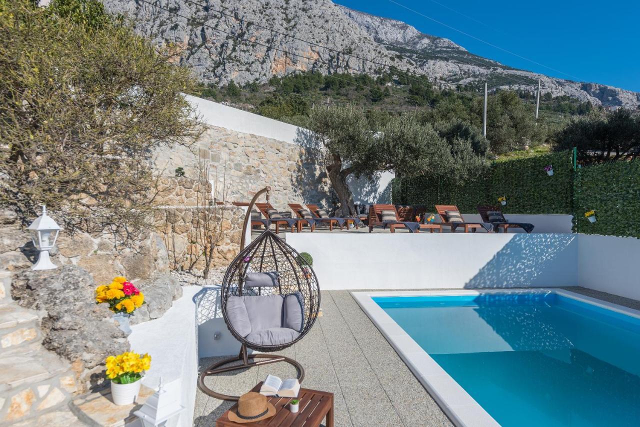 Villa Petra Apartment With Private Pool Makarska Eksteriør billede
